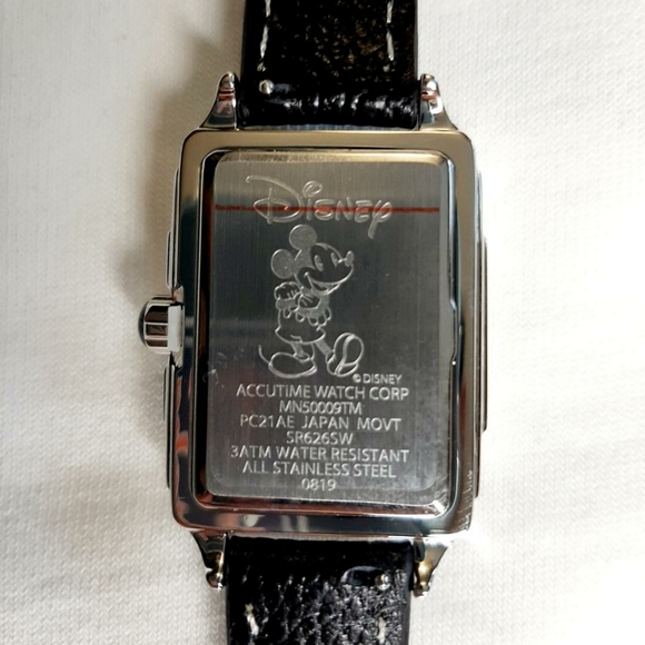 Disney Minnie Mouse Watch Set - Picture 2 of 6
